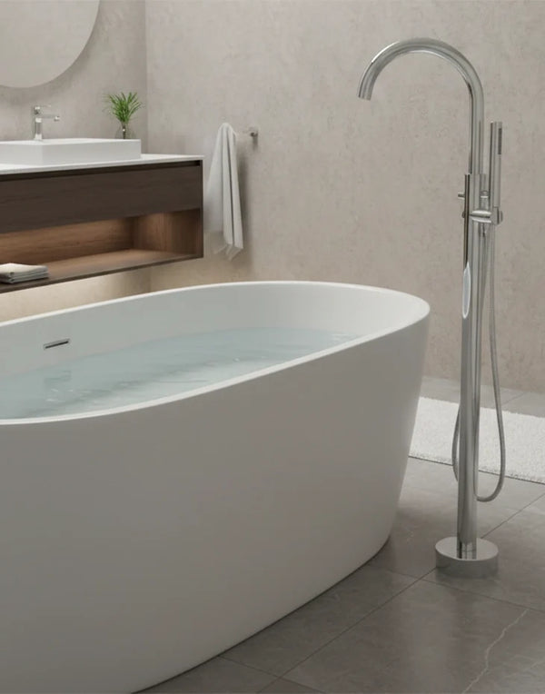 Free Standing Bathtub Faucet with Sprayer